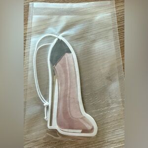 CAROLINA HERRERA Good Girl Blush Car Air Freshener